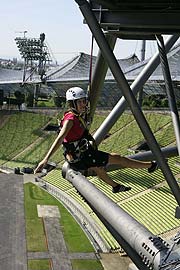 Zeltdachtour mit Flying Fox (©Foto: Olympiapark)